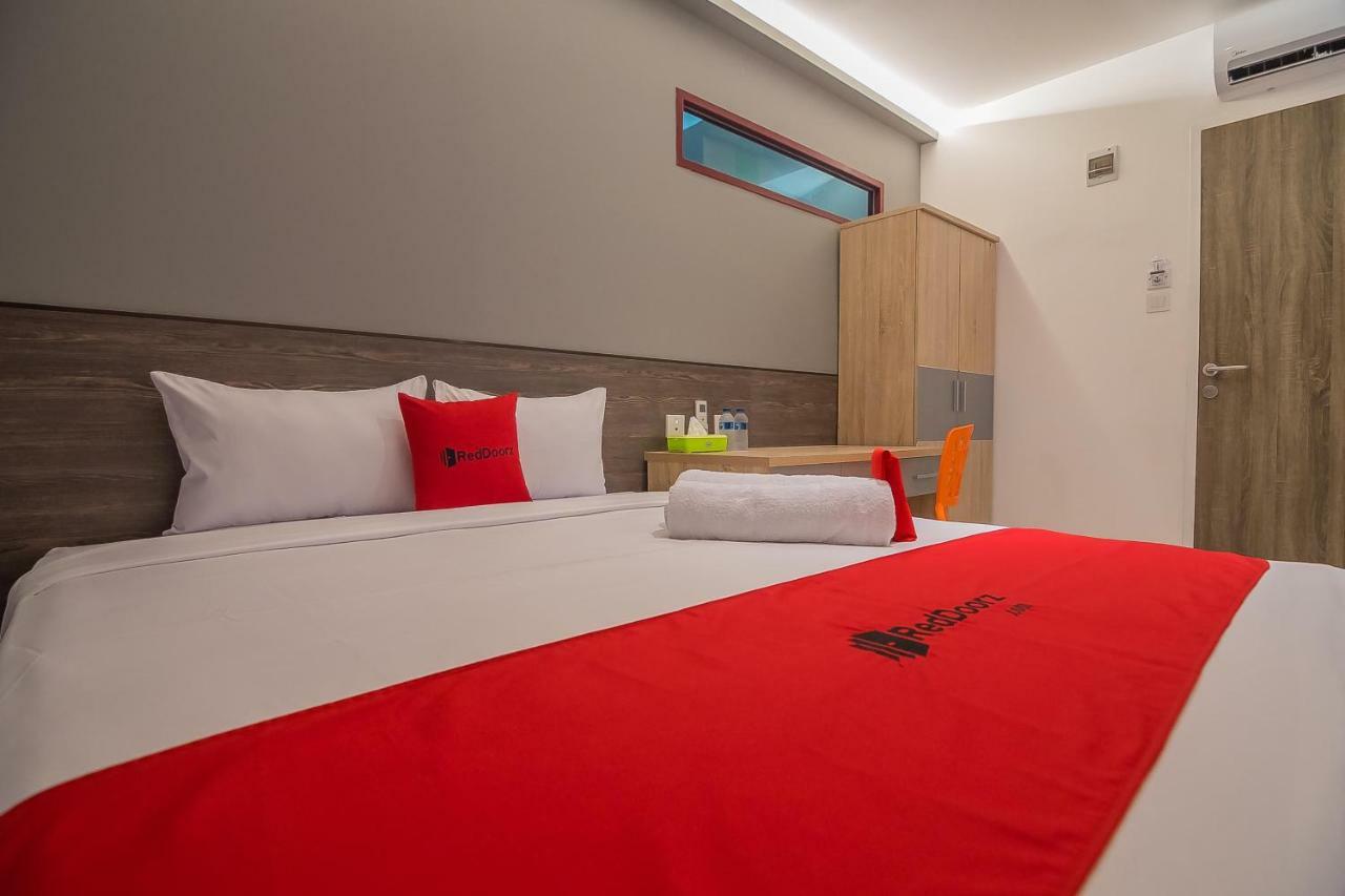 Reddoorz Near Taman Rejomulyo Wisma tamu Semarang
