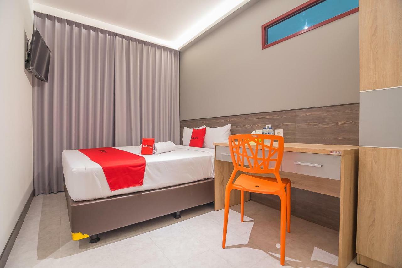 Reddoorz Near Taman Rejomulyo 2* Semarang